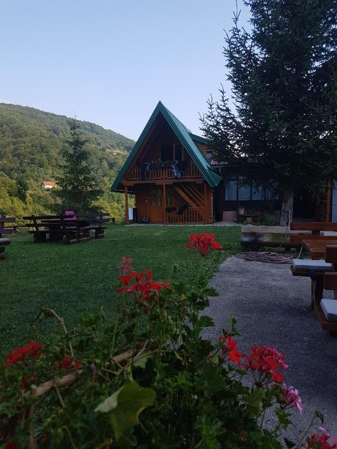 Motel Bavaria Foca Exteriér fotografie
