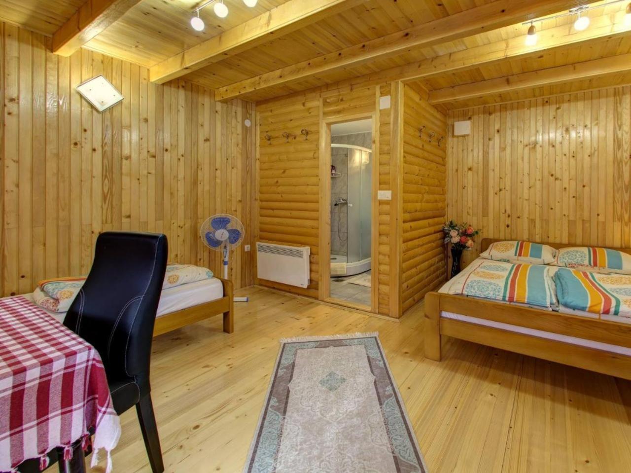 Motel Bavaria Foca Pokoj fotografie