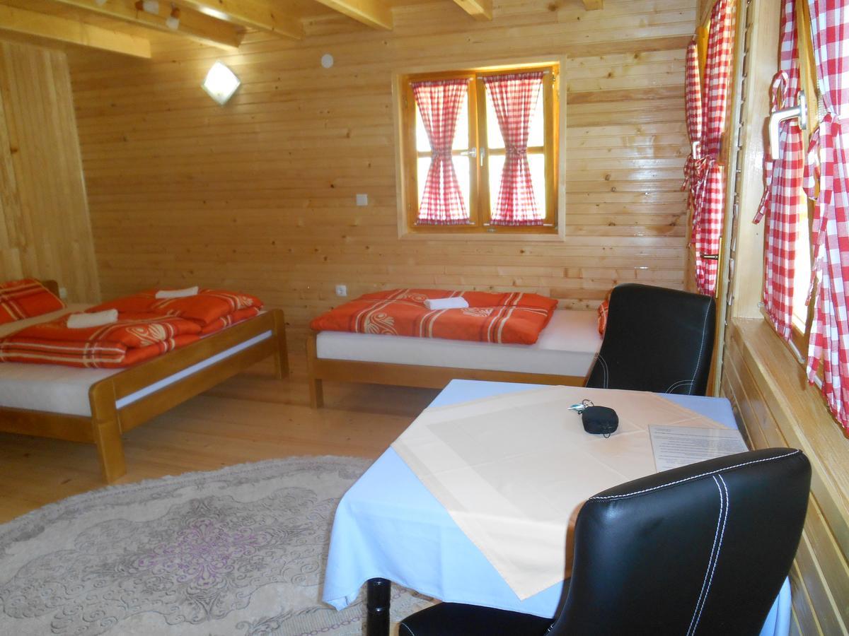 Motel Bavaria Foca Exteriér fotografie